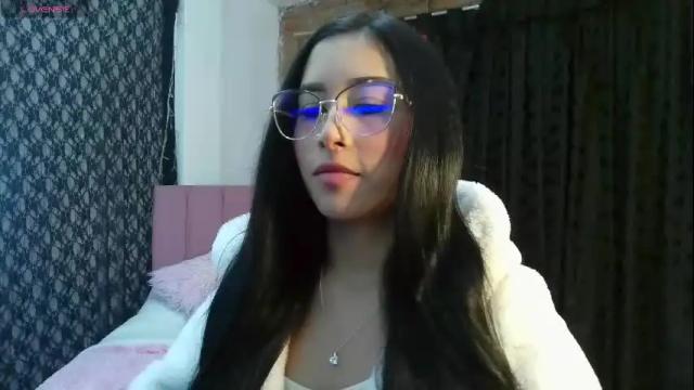 Image 3 of amber_astrom Stream on Chaturbate on 8 months ago