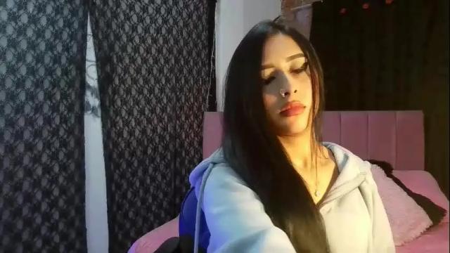Image 7 of amber_astrom Stream on Chaturbate on 27 days ago
