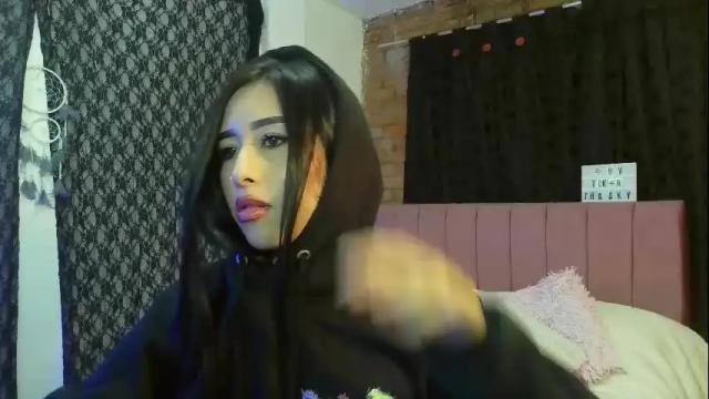Image 10 of amber_astrom Stream on Chaturbate on 21 days ago