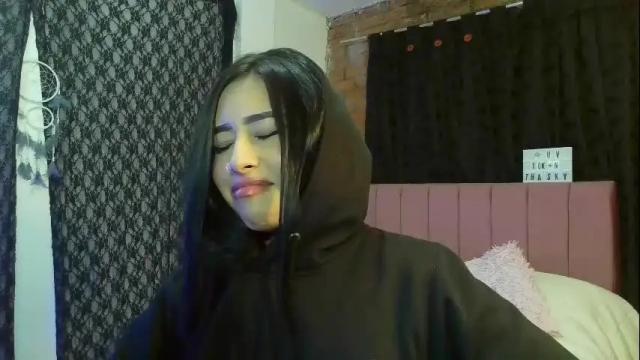 Image 12 of amber_astrom Stream on Chaturbate on 21 days ago
