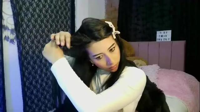 Image 2 of amber_astrom Stream on Chaturbate on 19 days ago