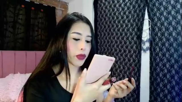 Image 3 of amber_astrom Stream on Chaturbate on 14 days ago