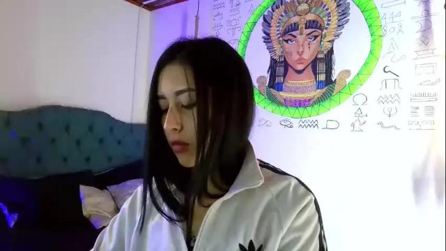 Image 3 of amber_astrom Stream on Chaturbate on 7 months ago