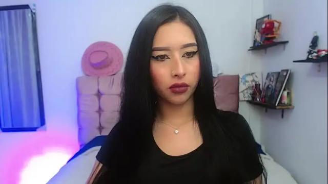 Image 7 of amber_astrom Stream on Chaturbate on 6 months ago