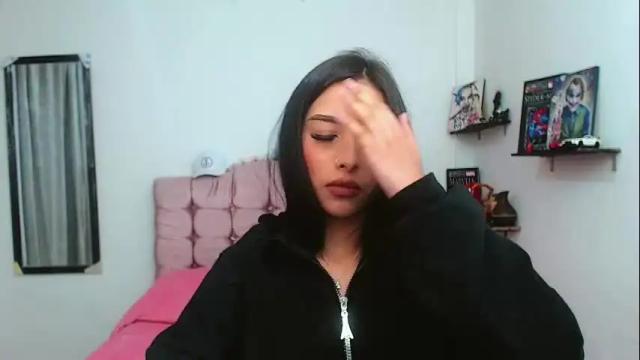 Image 10 of amber_astrom Stream on Chaturbate on 6 months ago