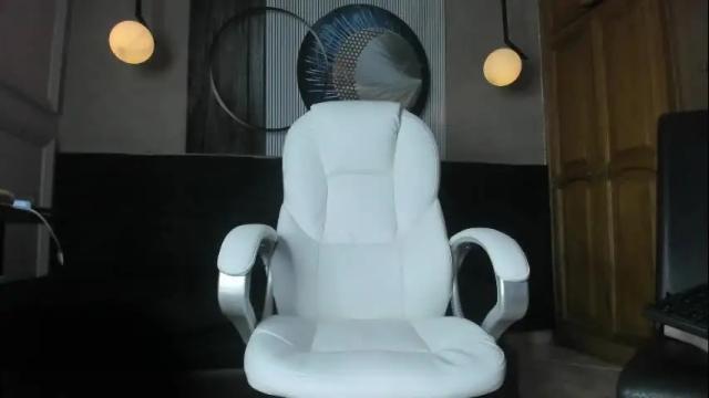 Image 4 of amber_blair Stream on Chaturbate on 2 months ago