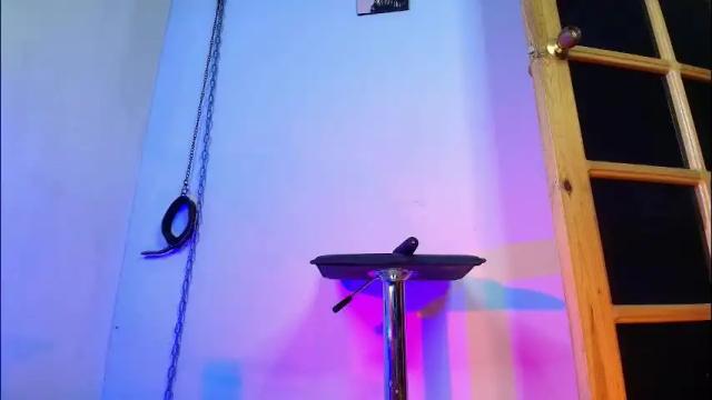 Image 8 of amber_blair Stream on Chaturbate on 1 month ago