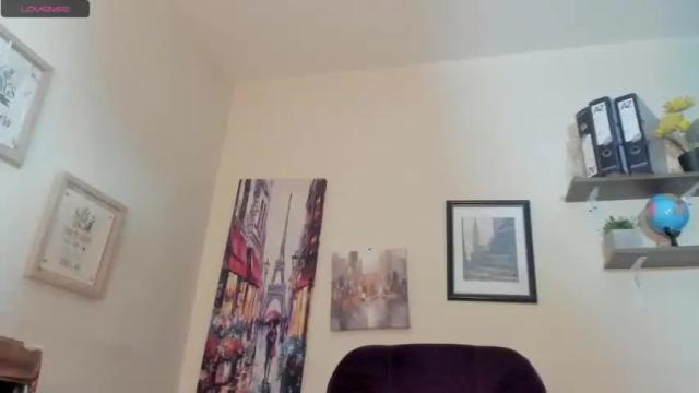 Image 10 of amber_bonny Stream on Chaturbate on 16 months ago