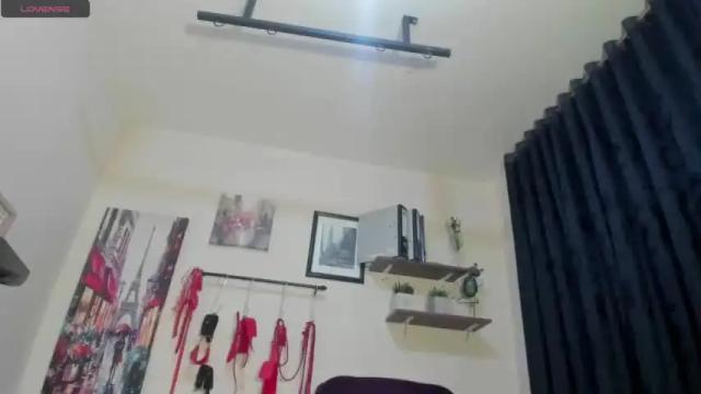 Image 10 of amber_bonny Stream on Chaturbate on 15 months ago