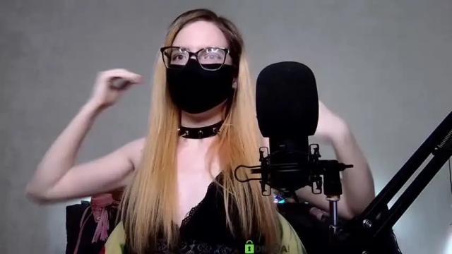 Image 12 of amber_candyfloss Stream on Chaturbate on 14 months ago