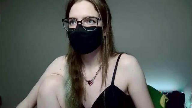 Image 10 of amber_candyfloss Stream on Chaturbate on 2 months ago