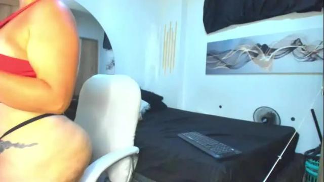 Image 3 of amber_disney Stream on Chaturbate on 3 days ago