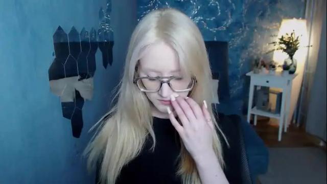 Image 12 of amber_flynn Stream on Chaturbate on 1 month ago