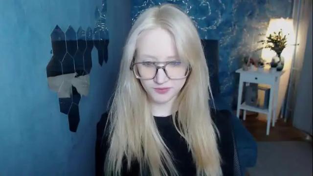 Image 7 of amber_flynn Stream on Chaturbate on 1 month ago