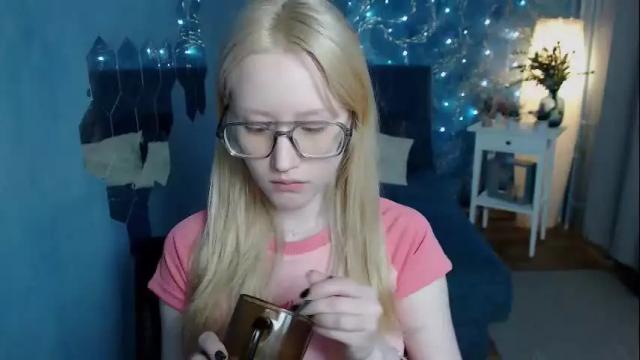 Image 11 of amber_flynn Stream on Chaturbate on 1 month ago