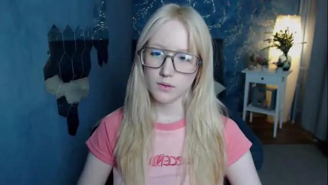 Image 8 of amber_flynn Stream on Chaturbate on 1 month ago
