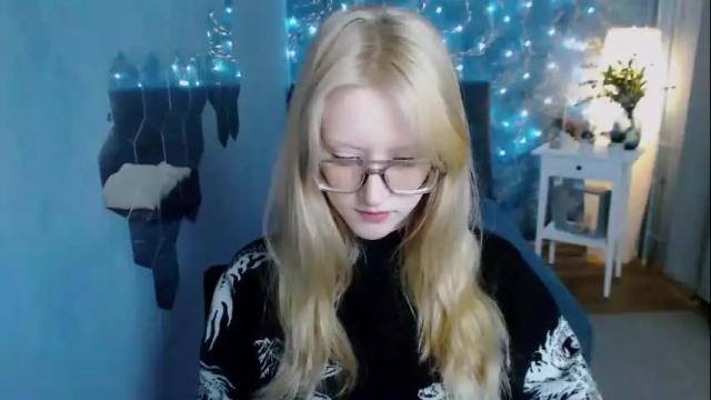 Image 2 of amber_flynn Stream on Chaturbate on 1 month ago