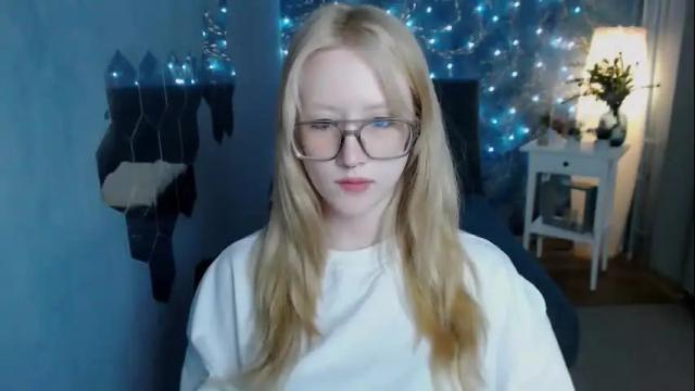 Image 6 of amber_flynn Stream on Chaturbate on 1 month ago