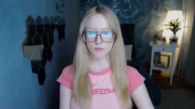 Image 10 of amber_flynn Stream on Chaturbate on 1 month ago