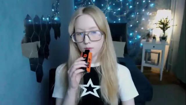 Image 8 of amber_flynn Stream on Chaturbate on 1 month ago