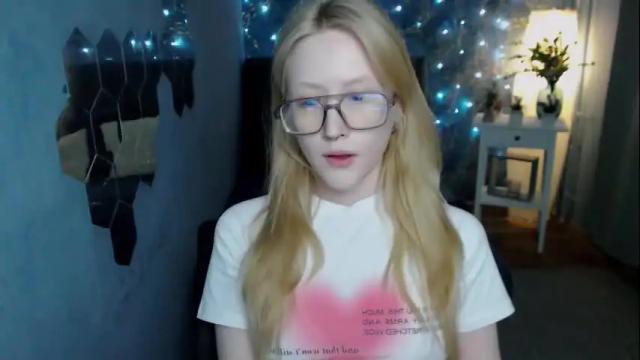 Image 11 of amber_flynn Stream on Chaturbate on 1 month ago
