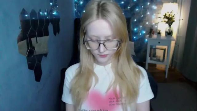 Image 12 of amber_flynn Stream on Chaturbate on 1 month ago