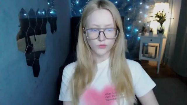 Image 3 of amber_flynn Stream on Chaturbate on 1 month ago