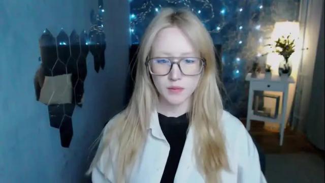 Image 3 of amber_flynn Stream on Chaturbate on 1 month ago