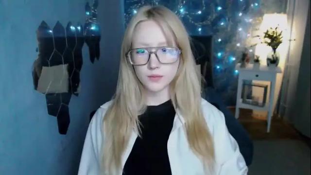 Image 6 of amber_flynn Stream on Chaturbate on 1 month ago