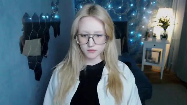 Image 7 of amber_flynn Stream on Chaturbate on 1 month ago