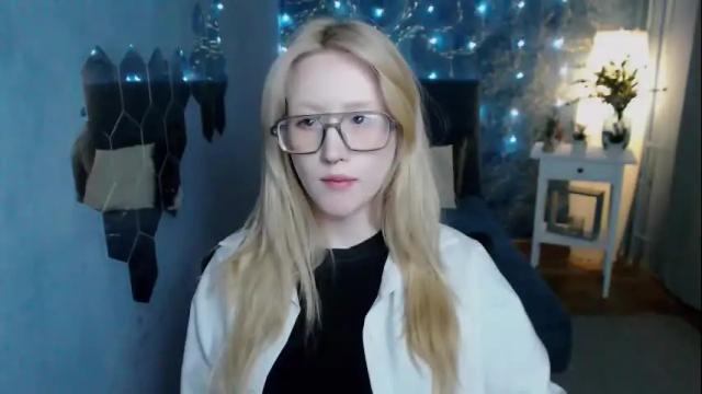 Image 8 of amber_flynn Stream on Chaturbate on 1 month ago