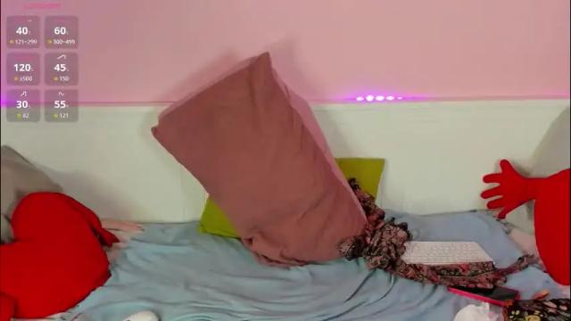 Image 10 of amber_foks Stream on Chaturbate on 1 month ago