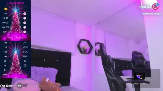 Image 10 of amber_hiill Stream on Chaturbate on 17 months ago