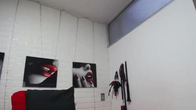 Image 2 of amber_hillss Stream on Chaturbate on 22 months ago