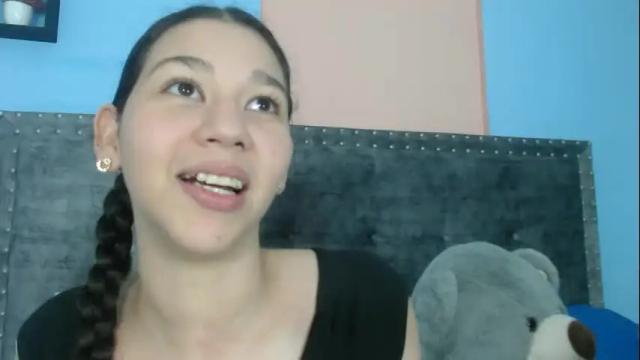Image 4 of amber_hot22 Stream on Chaturbate on 4 days ago