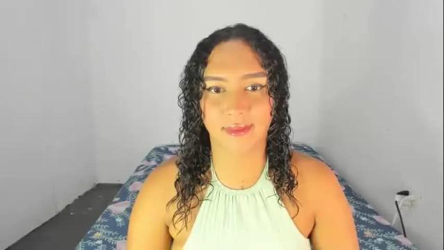 Image 10 of amber_lee20 Stream on Chaturbate on 1 month ago