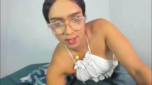 Image 3 of amber_lee20 Stream on Chaturbate on 1 month ago