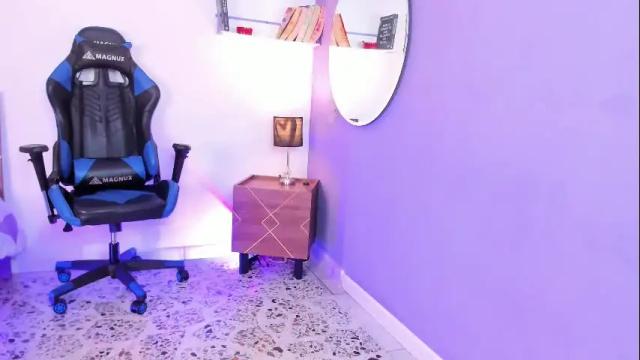 Image 11 of amber_maxwell Stream on Chaturbate on 9 days ago