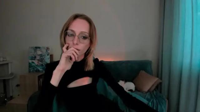 Image 6 of amber_quell_here Stream on Chaturbate on 20 months ago