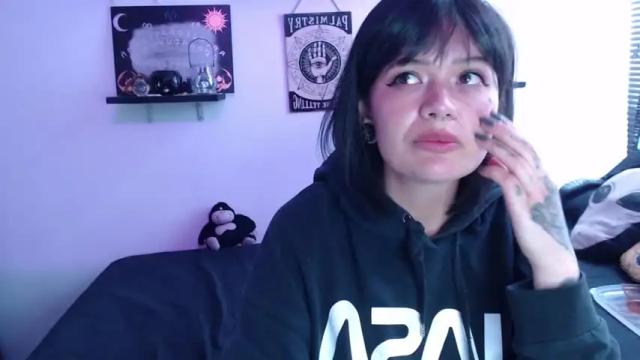 Image 4 of amber_rouss Stream on Chaturbate on 18 months ago