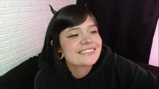 Image 8 of amber_rouss Stream on Chaturbate on 2 days ago