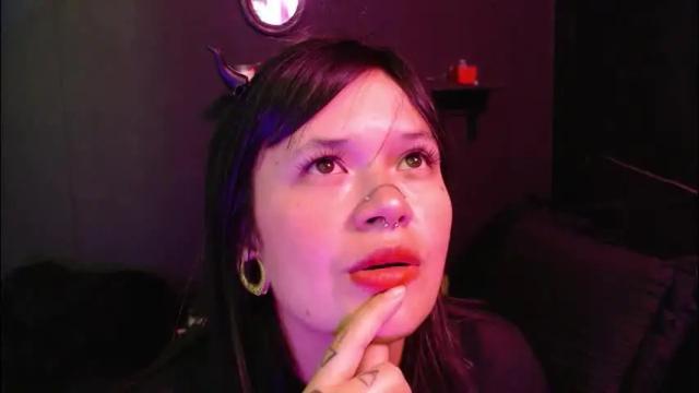 Image 10 of amber_rouss Stream on Chaturbate on 2 days ago