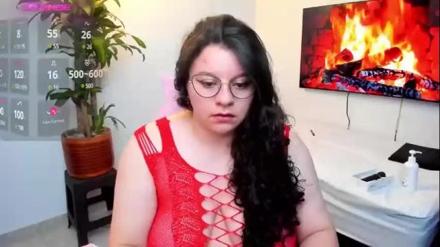 Image 6 of amber_sexy14 Stream on Chaturbate on 2 months ago