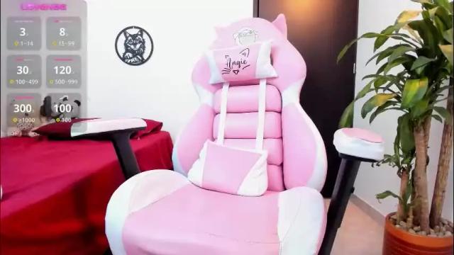 Image 7 of amber_sexy14 Stream on Chaturbate on 11 days ago