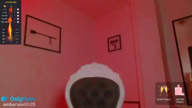 Image 7 of amber_smith20 Stream on Chaturbate on 14 months ago