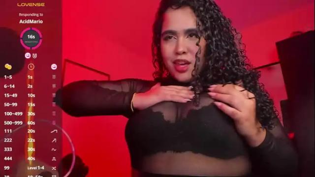 Image 2 of amber_smith20 Stream on Chaturbate on 2 months ago