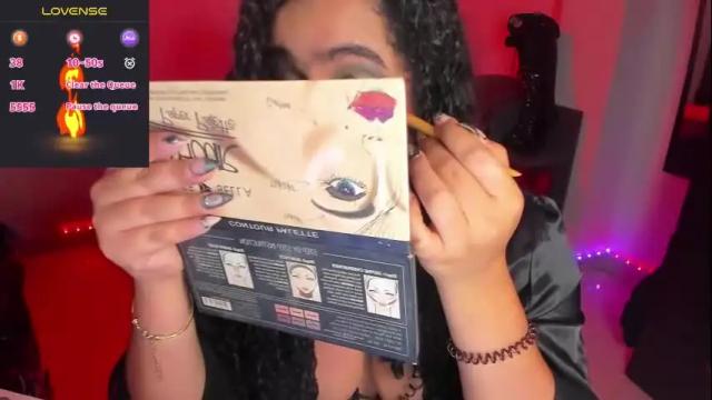 Image 6 of amber_smith20 Stream on Chaturbate on 29 days ago