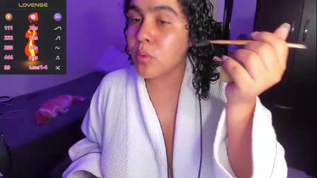 Image 11 of amber_smith20 Stream on Chaturbate on 23 days ago