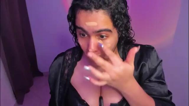 Image 2 of amber_smith20 Stream on Chaturbate on 27 days ago