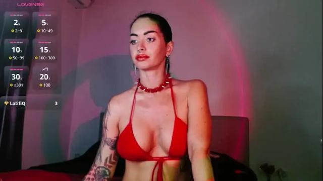 Image 12 of amber_tasty Stream on Chaturbate on 13 days ago